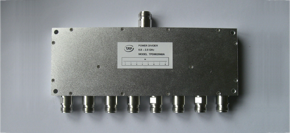 TPD0825N8A  0.8-2.5GHz 8 way power divider