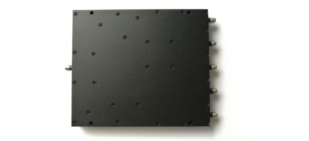 TPD0922A5 0.9-2.2GHz 5 way power divider