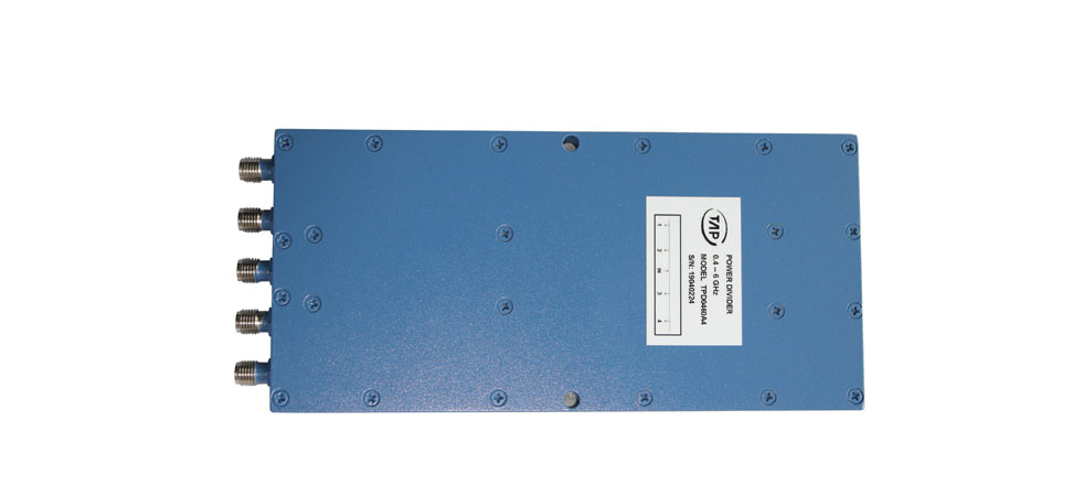 TPD0460A4 0.4-6GHz 4 Way Power Divider