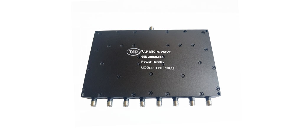 TPD0738A8 698-3800MHz 8 way Power Divider