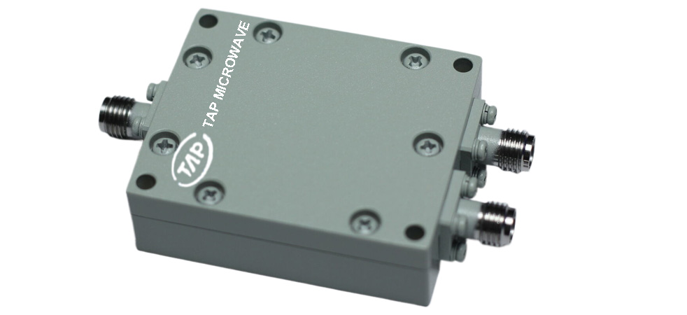 TPD0827A2GD 0.8-2.7GHz 2 way power divider